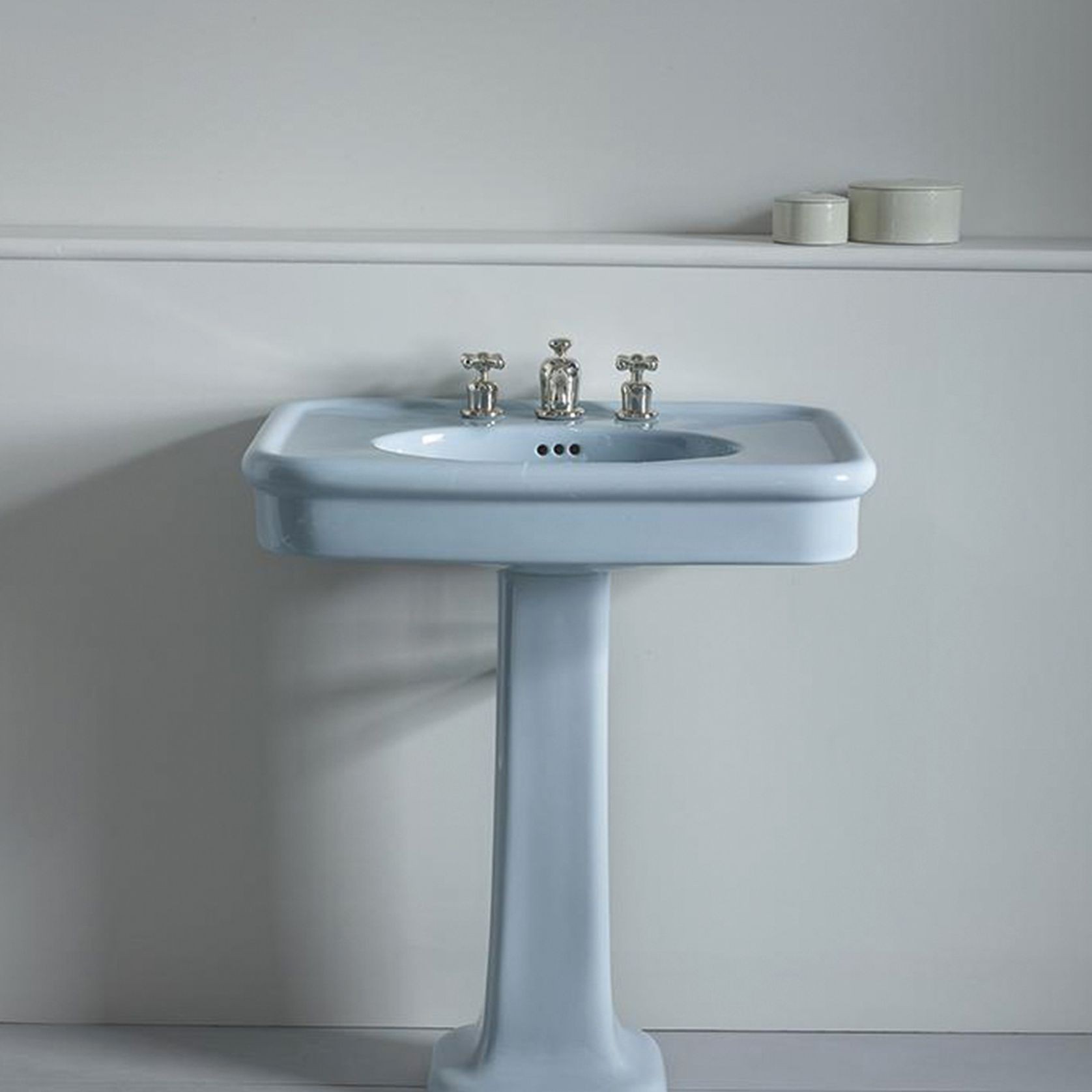 Rockwell Basin on Pedestal gallery detail image
