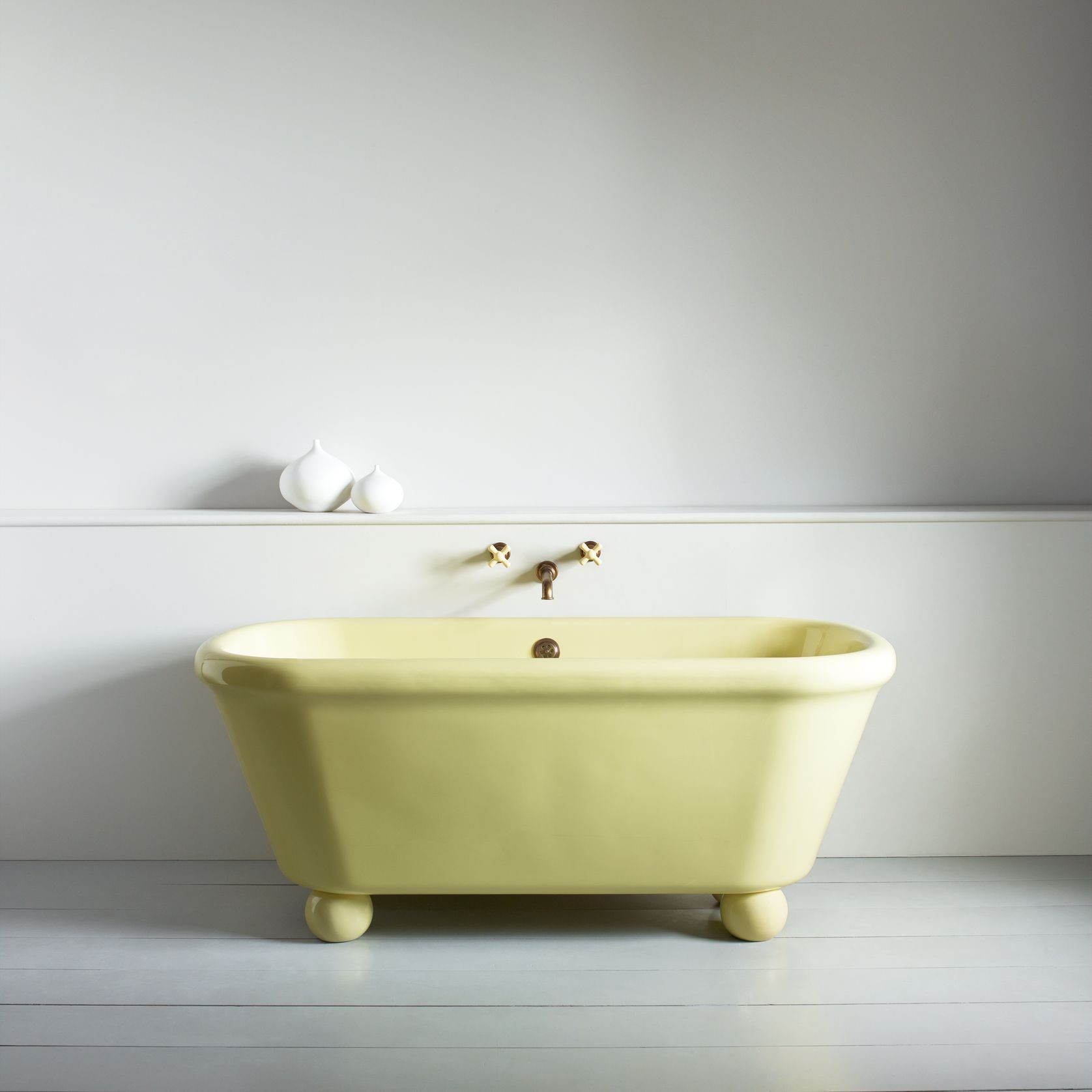 Rockwell Bath with Feet gallery detail image