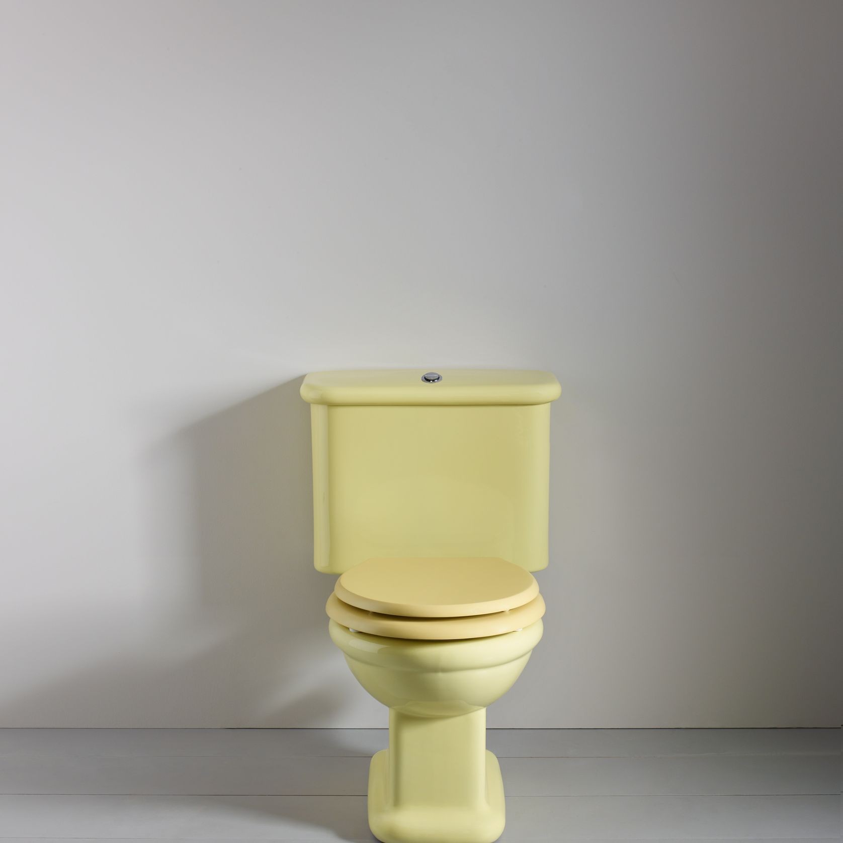 Rockwell Toilet With Close Coupled Cistern Pan gallery detail image