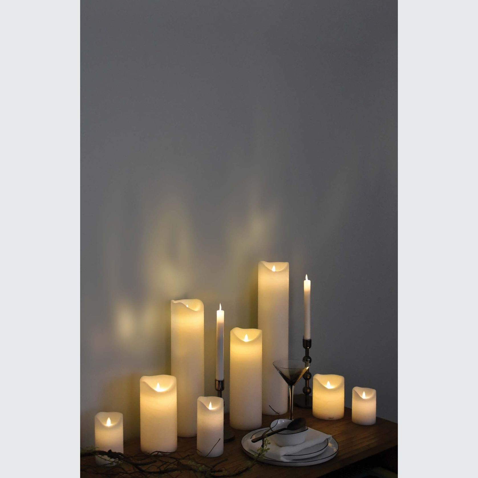 SIRIUS Sara LED 3-wick candle  gallery detail image
