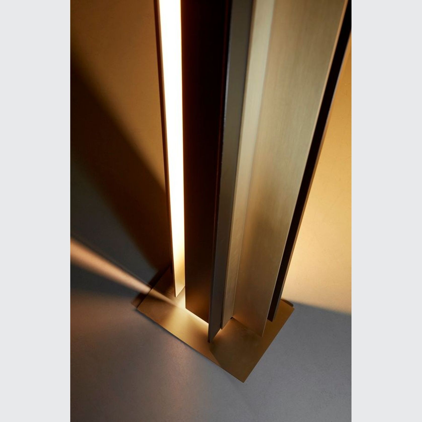 Secret Floor Lamp gallery detail image