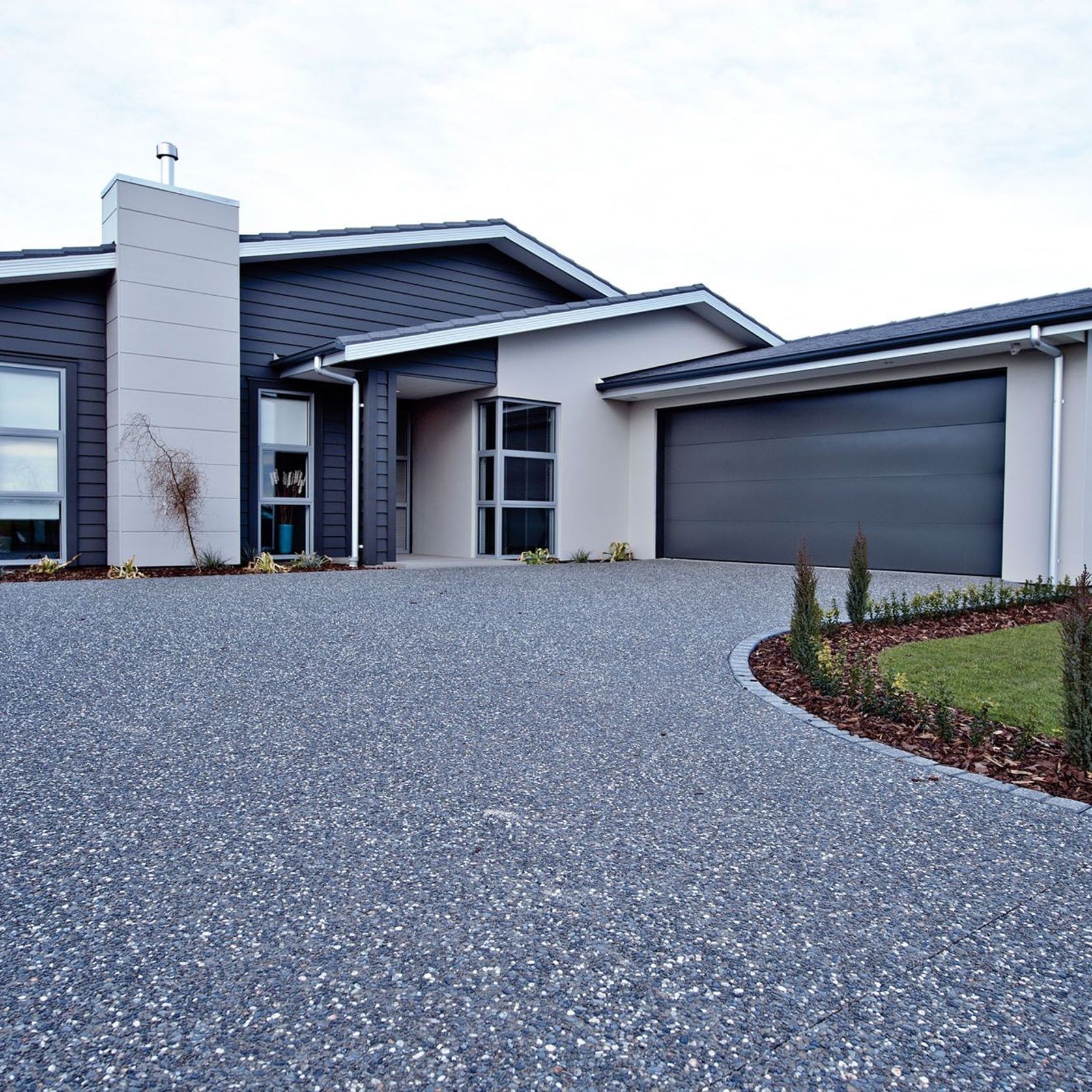 Sierra Sectional Garage Door gallery detail image