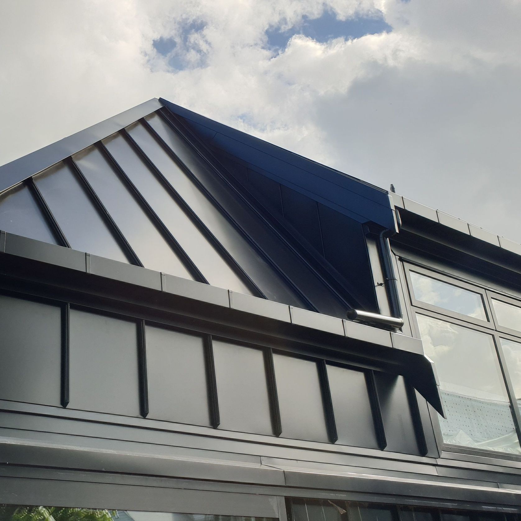 Smart Tray Standing Seam Metal Cladding gallery detail image