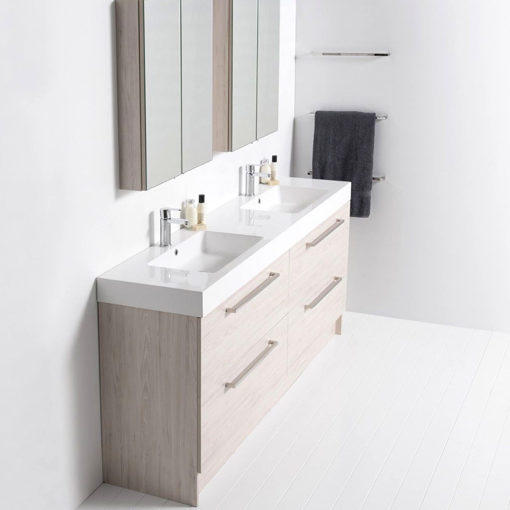 Splash Floorstanding Vanity, 4 Drawers gallery detail image