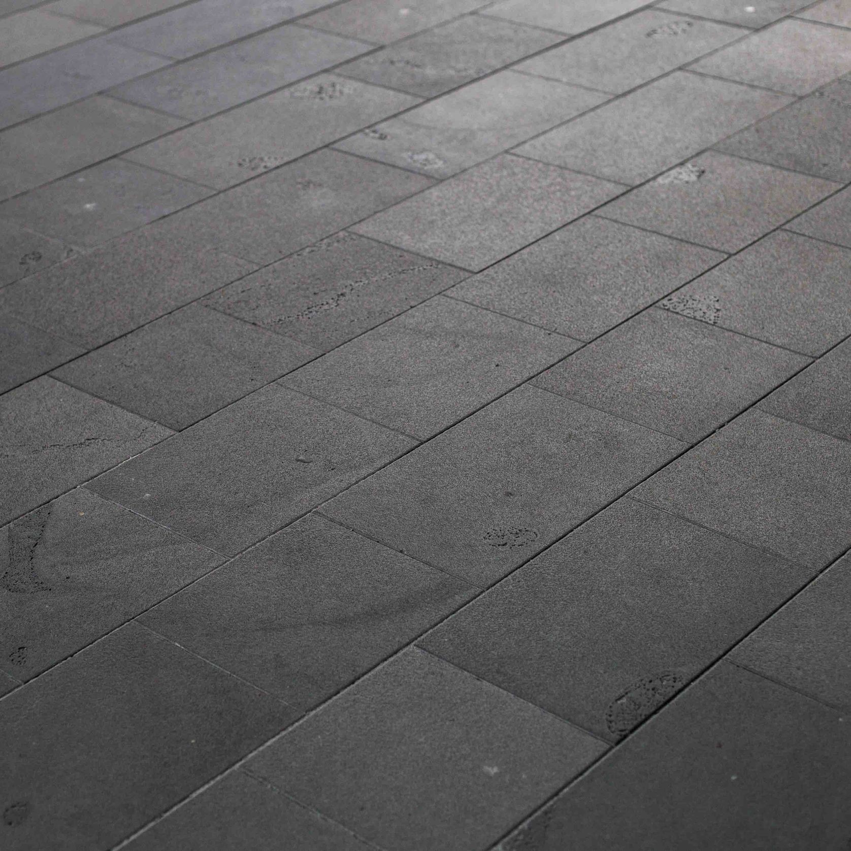 Bluestone Paving gallery detail image