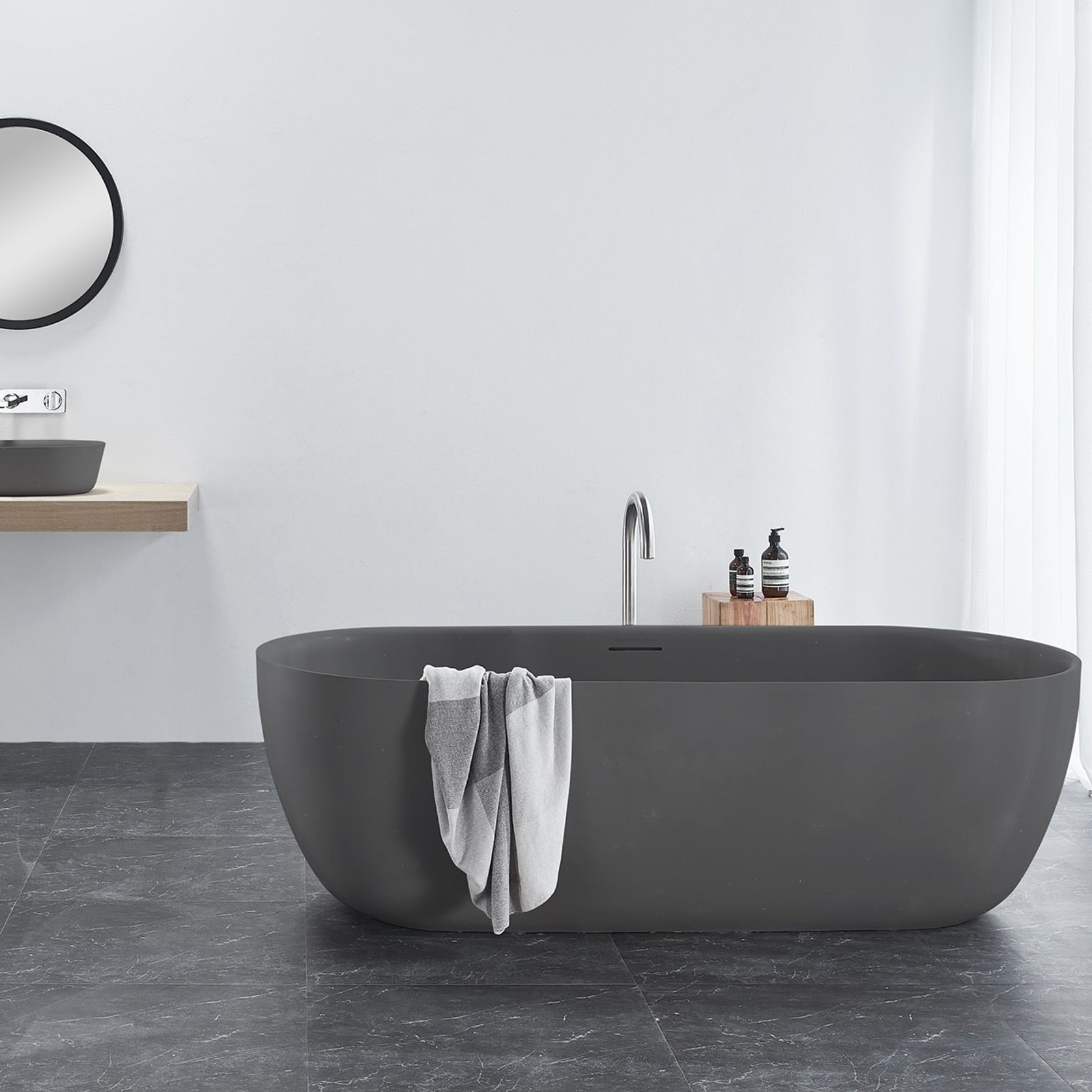 Vela 1500 Freestanding Bath gallery detail image