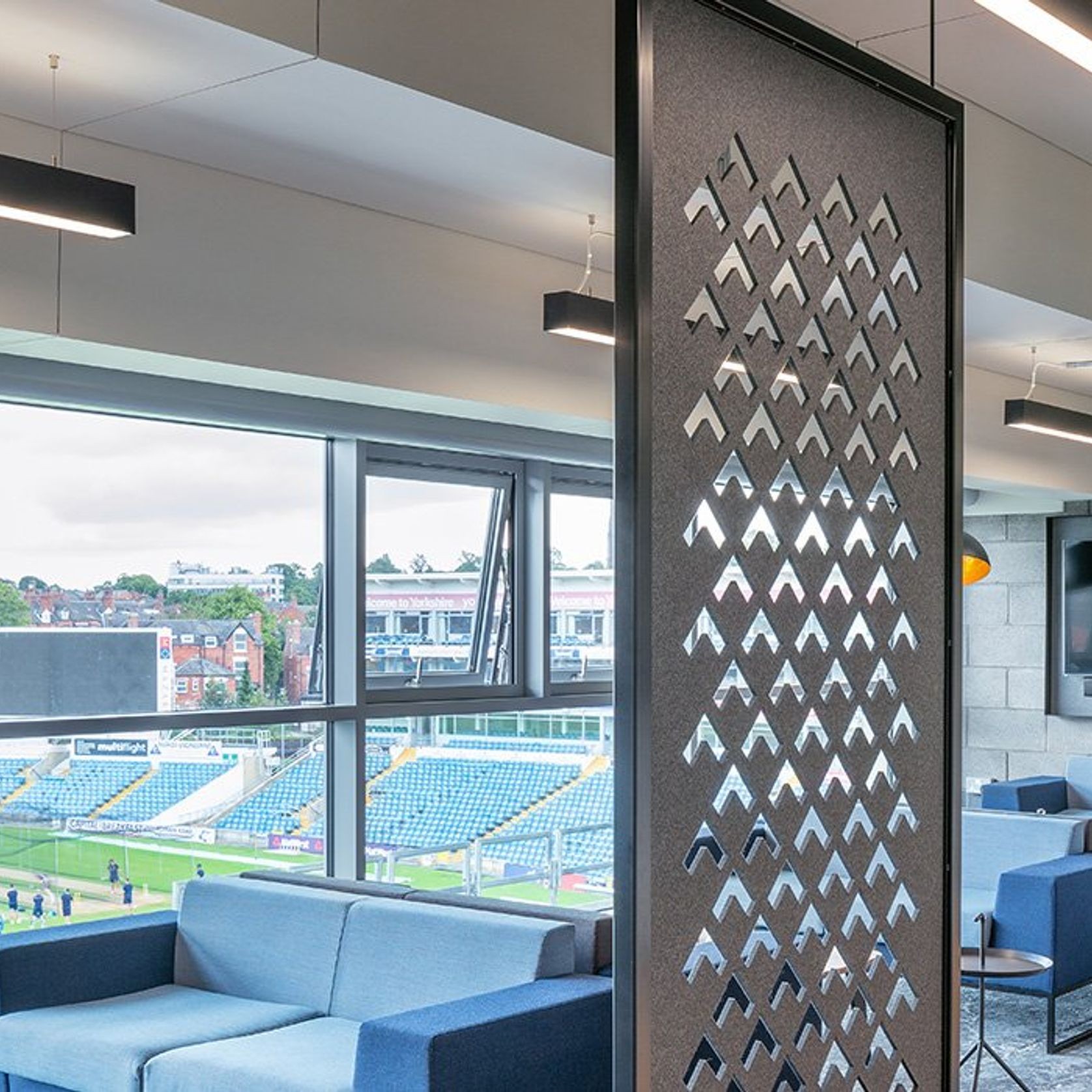 Cascade Hanging Screens and Acoustic Partitions gallery detail image