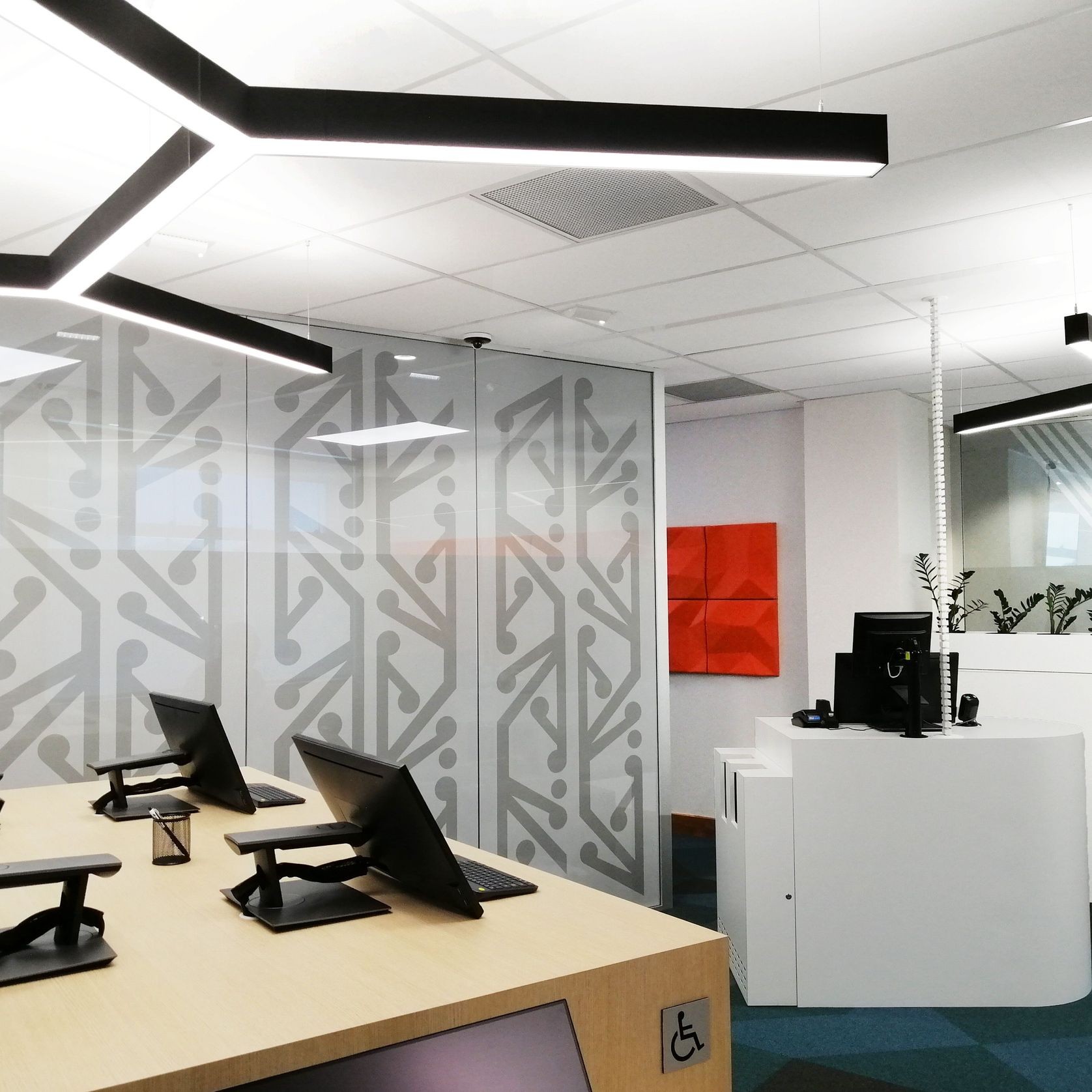 Eclipse Aluminium Partitioning Suite gallery detail image