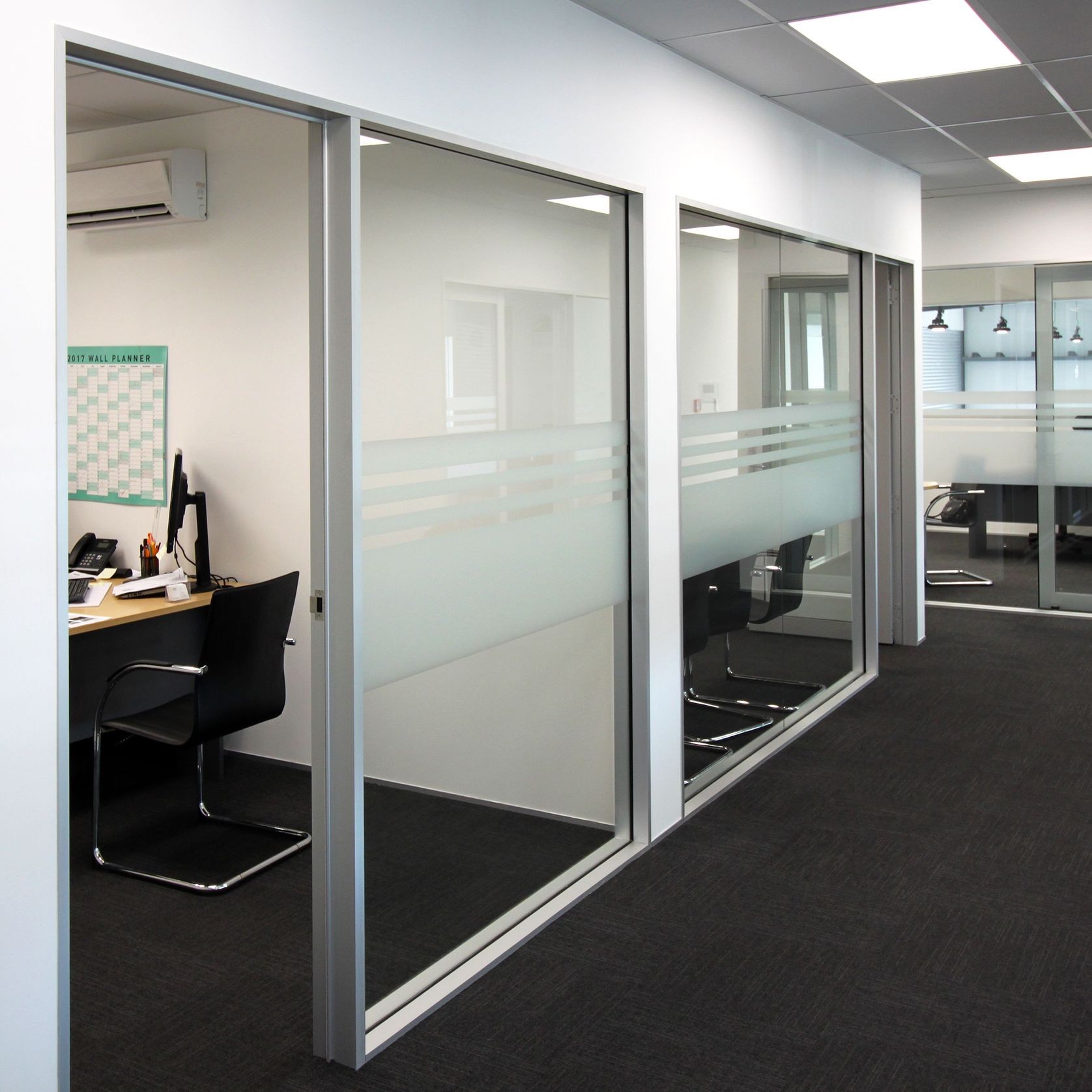 Eclipse Aluminium Partitioning Suite gallery detail image