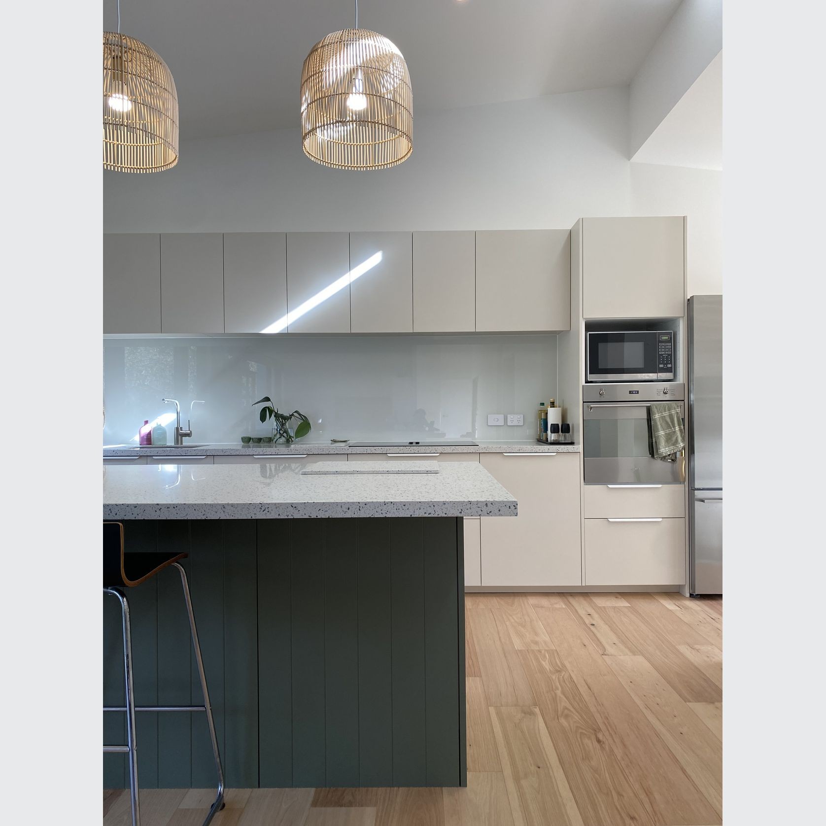 Meganite gallery detail image