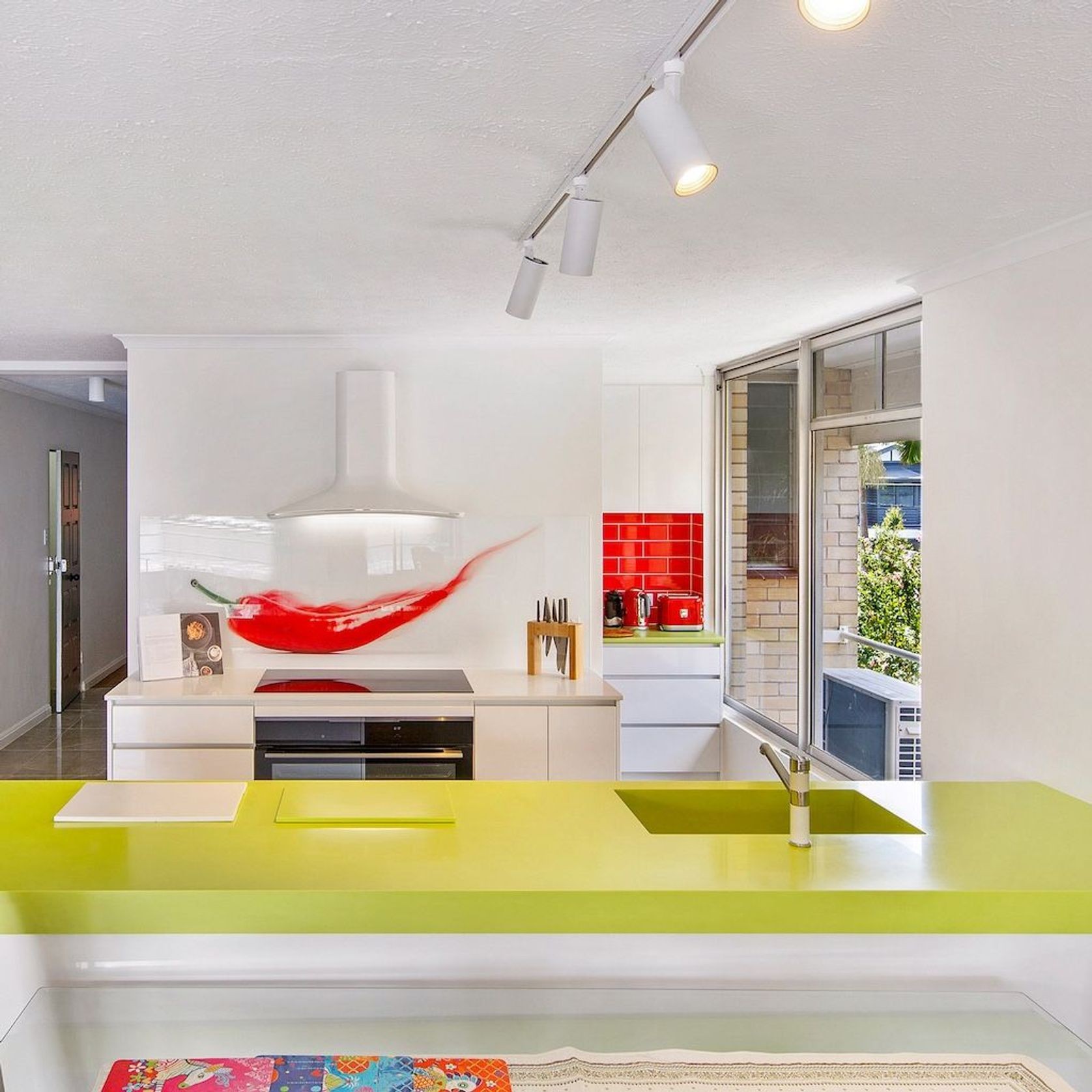 Staron Solid Surfaces | Bold gallery detail image