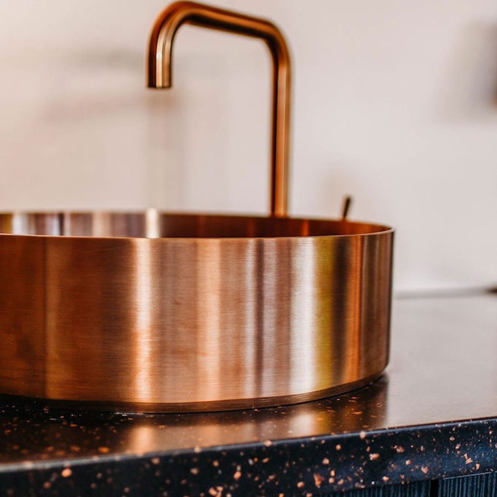 Staron Solid Surfaces | Tempest gallery detail image