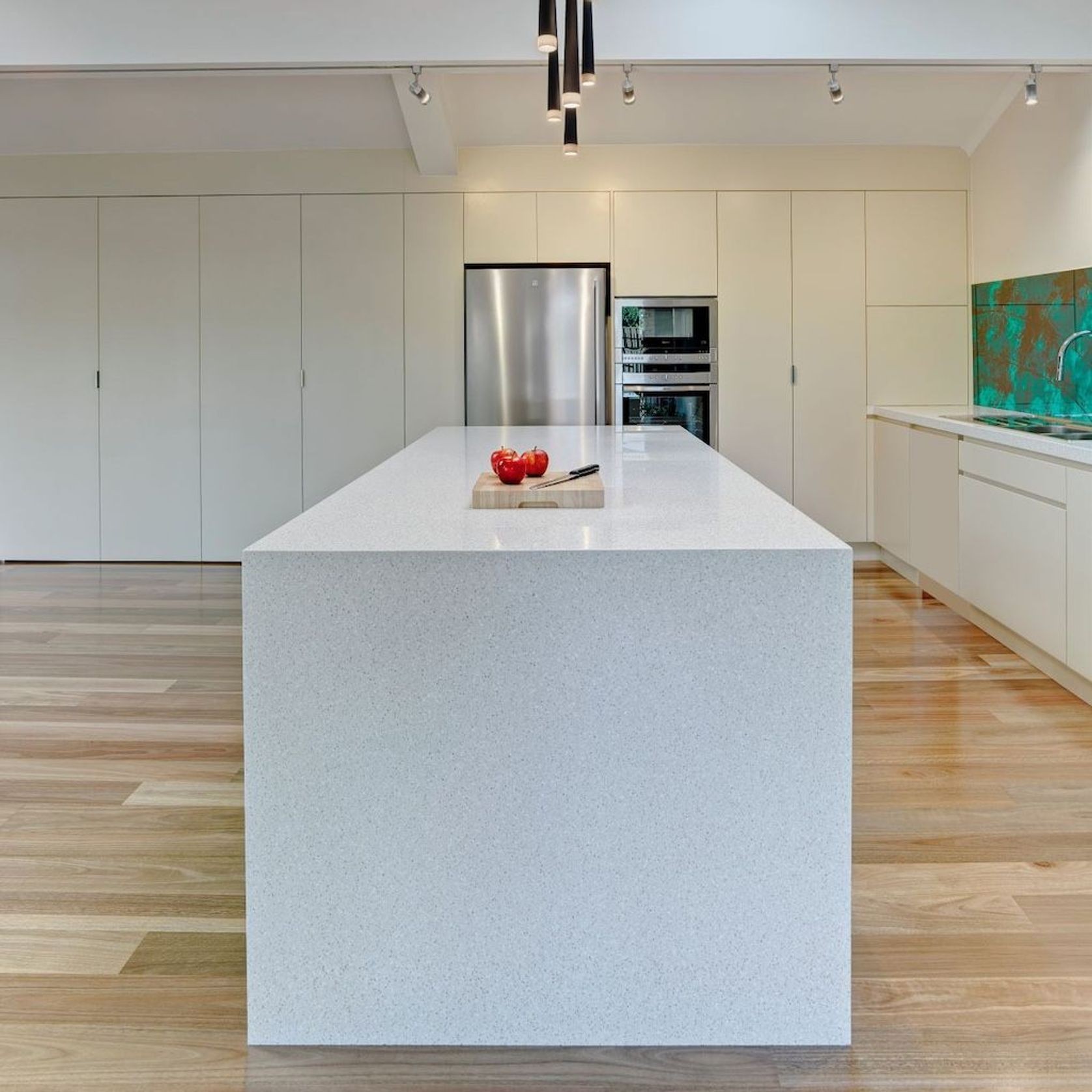 Staron Solid Surfaces | Tempest gallery detail image
