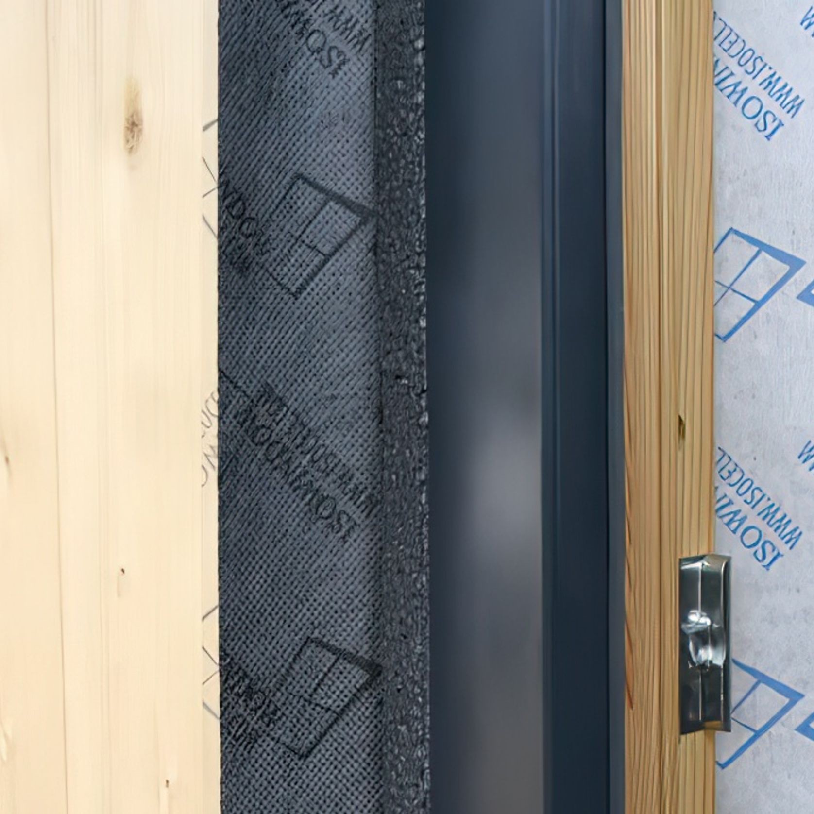 ISOWINDOW UVAU Window Tape – External gallery detail image