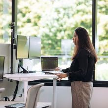 Buro Syntra Back-to-Back Standing Desk gallery detail image