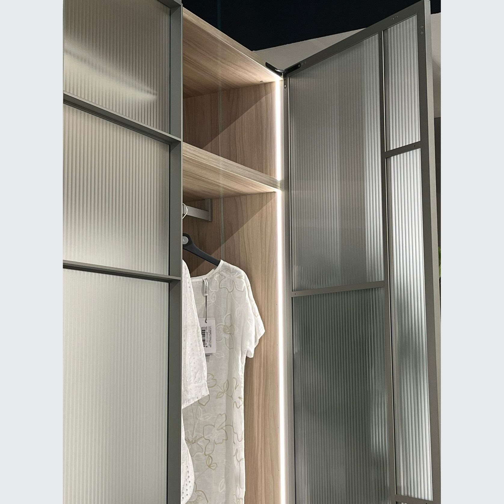 Aluminium Cabinet Doors | Premium Range gallery detail image