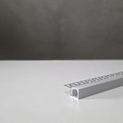 TL021 trimless extrusion