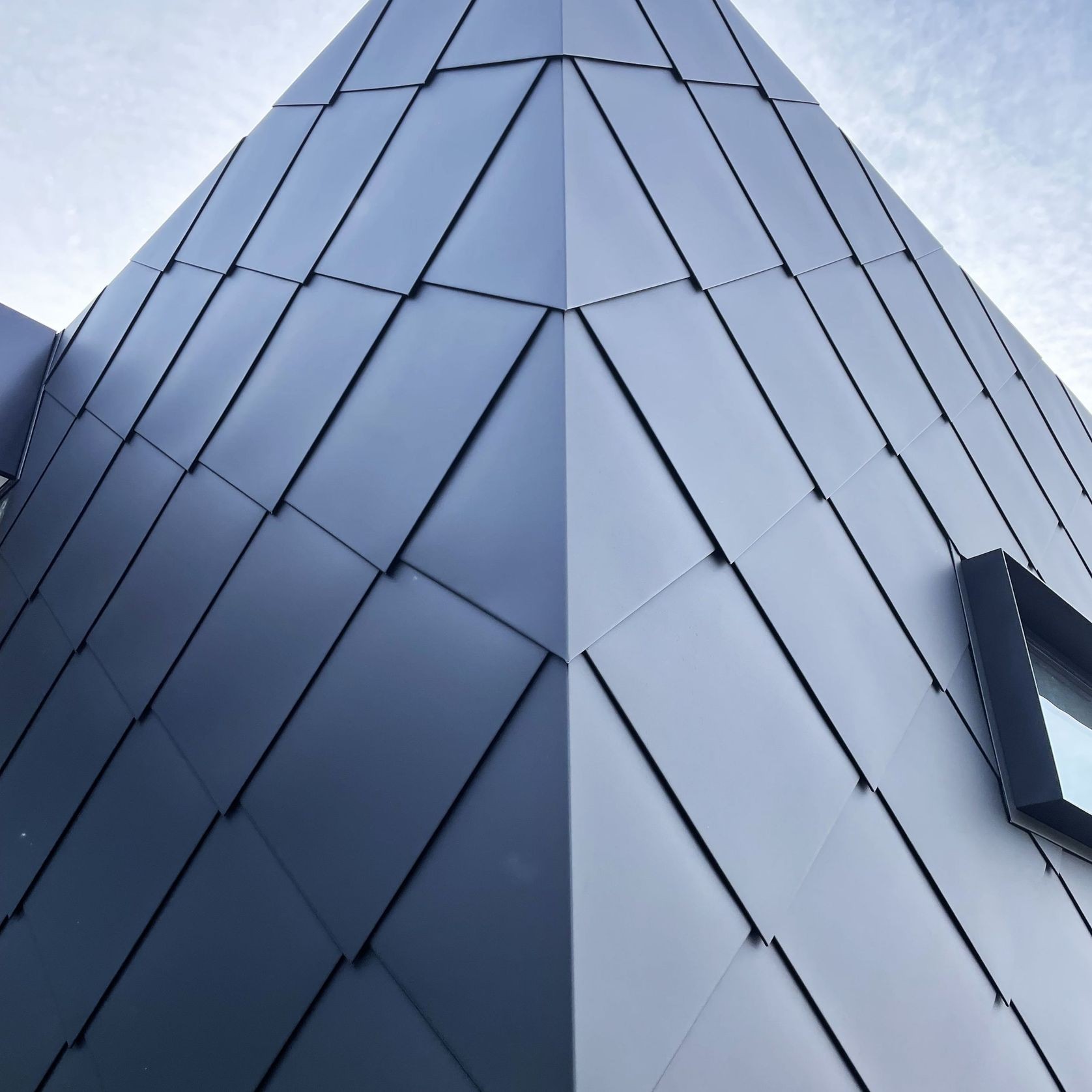 GOTHAM BLACK Premium Pre-coated Aluminium gallery detail image