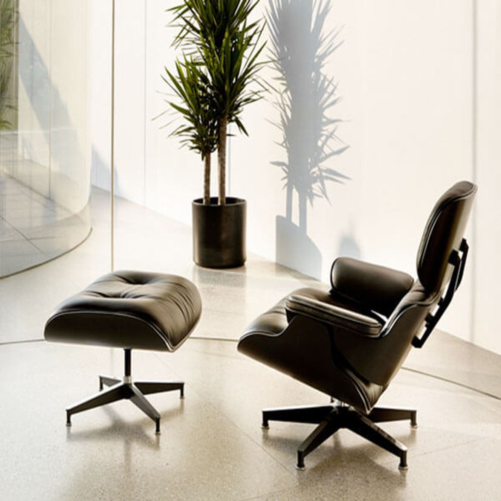 Eames® Chair and Ottoman gallery detail image