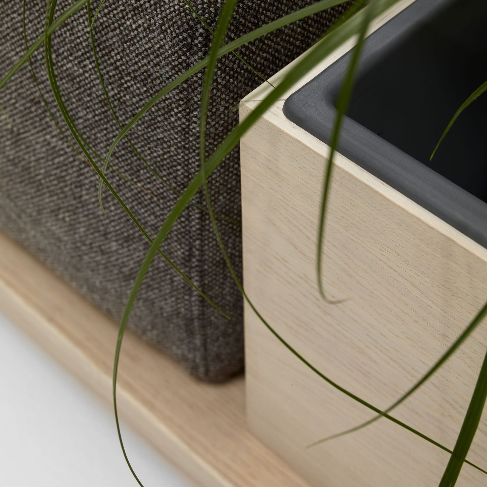 Meet, O2ASIS/2-Seater by Fattorini + Rizzini + Partners gallery detail image