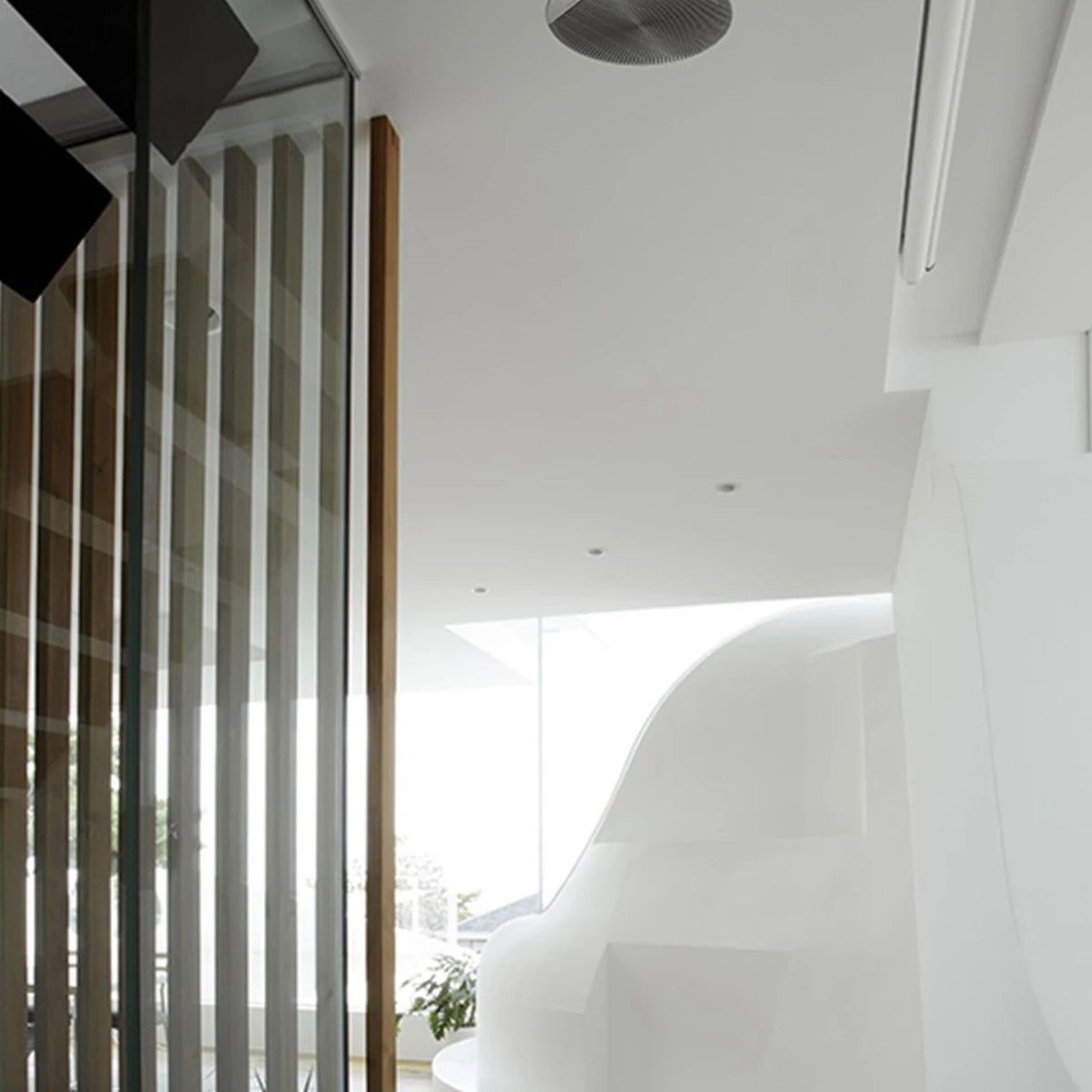 Bang & Olufsen BOCAG68-SIL B&O Advanced Grills gallery detail image