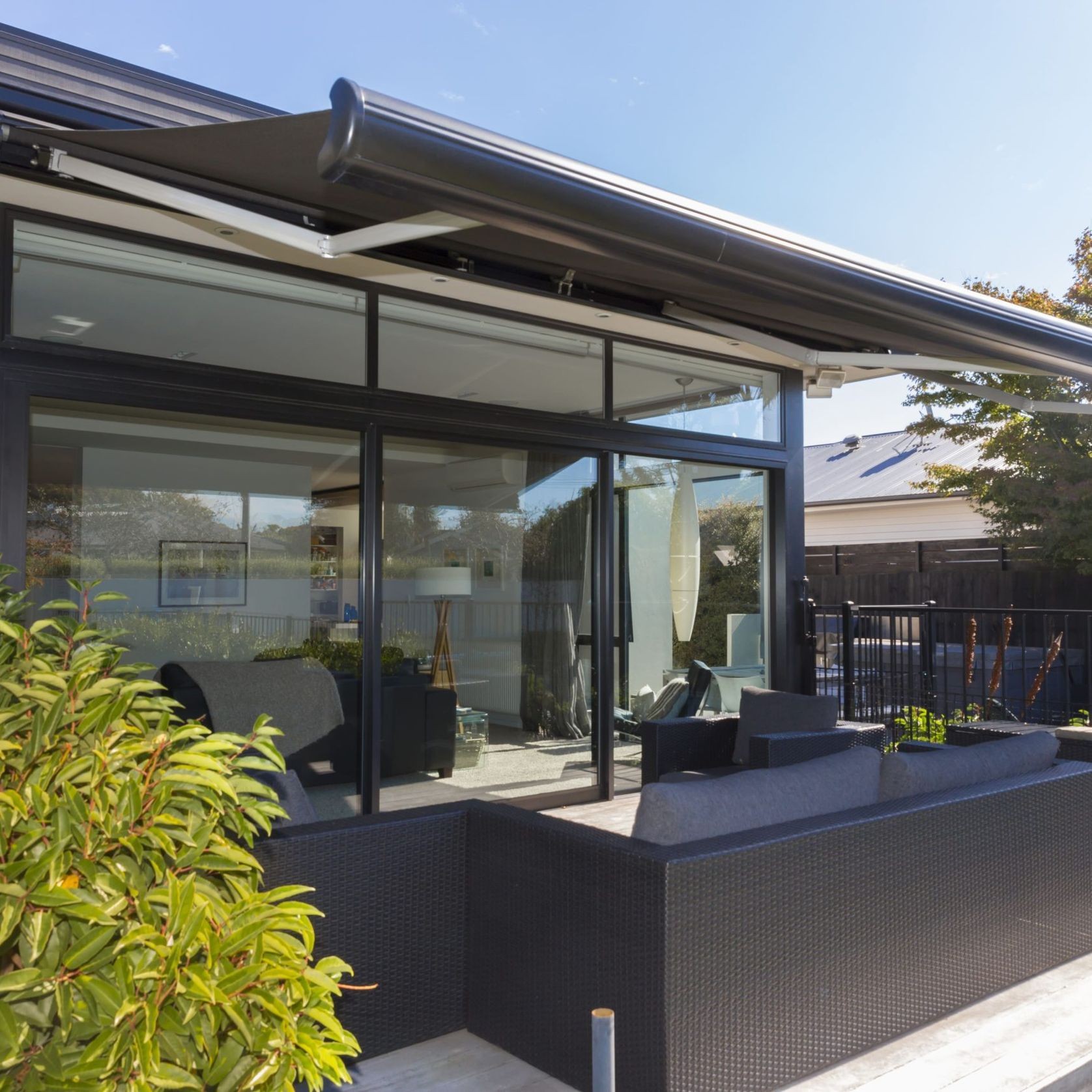 Cabriolet Boulevard Awning gallery detail image