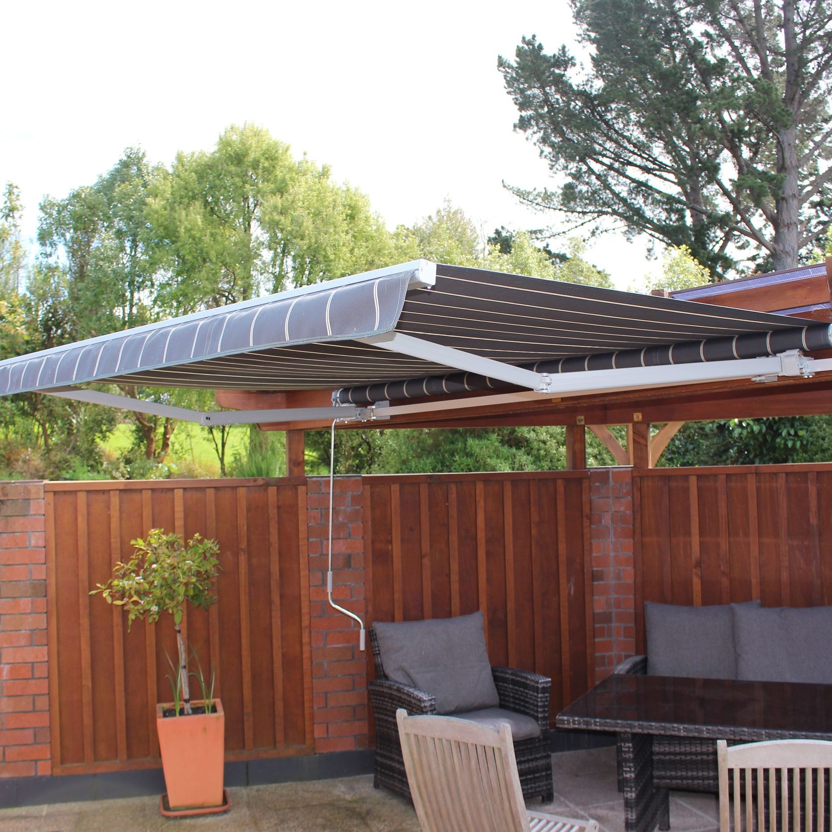 Deauville™ Retractable Folding Arm Awning gallery detail image