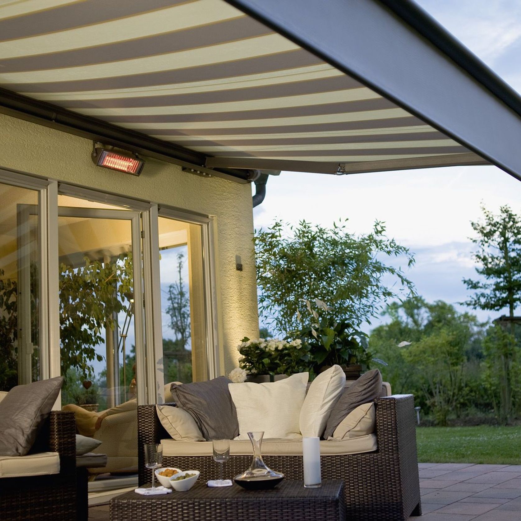 Weinor Opal II Full Cassette Folding Arm Awning gallery detail image