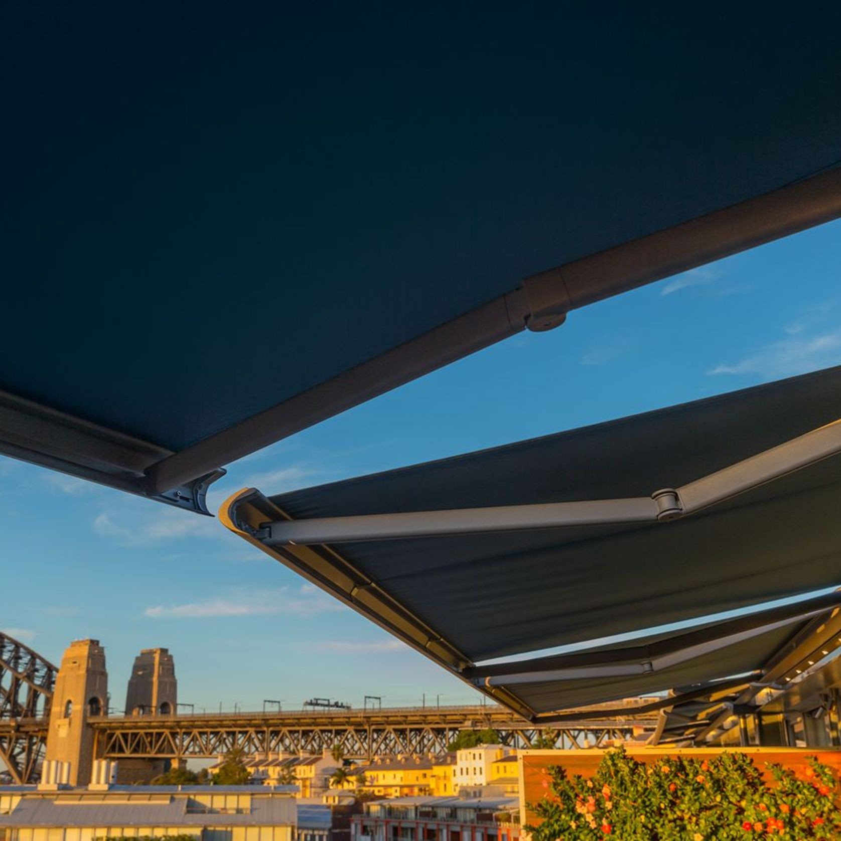 Weinor Cassita II Full Cassette Folding Arm Awning gallery detail image