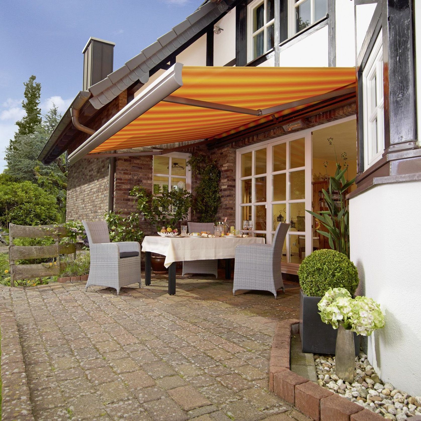 Weinor Semina Semi Cassette Folding Arm Awning gallery detail image