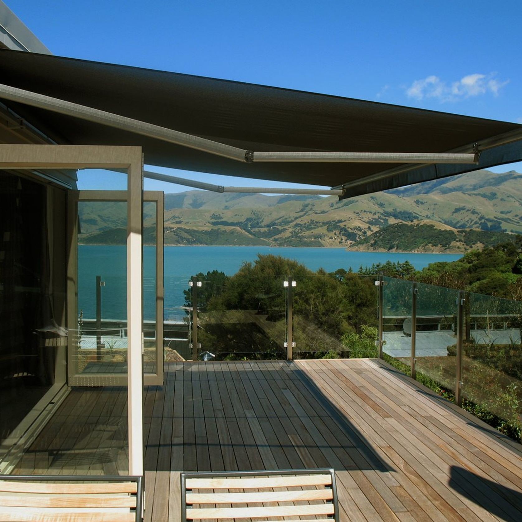 Euro Boulevard Awning gallery detail image