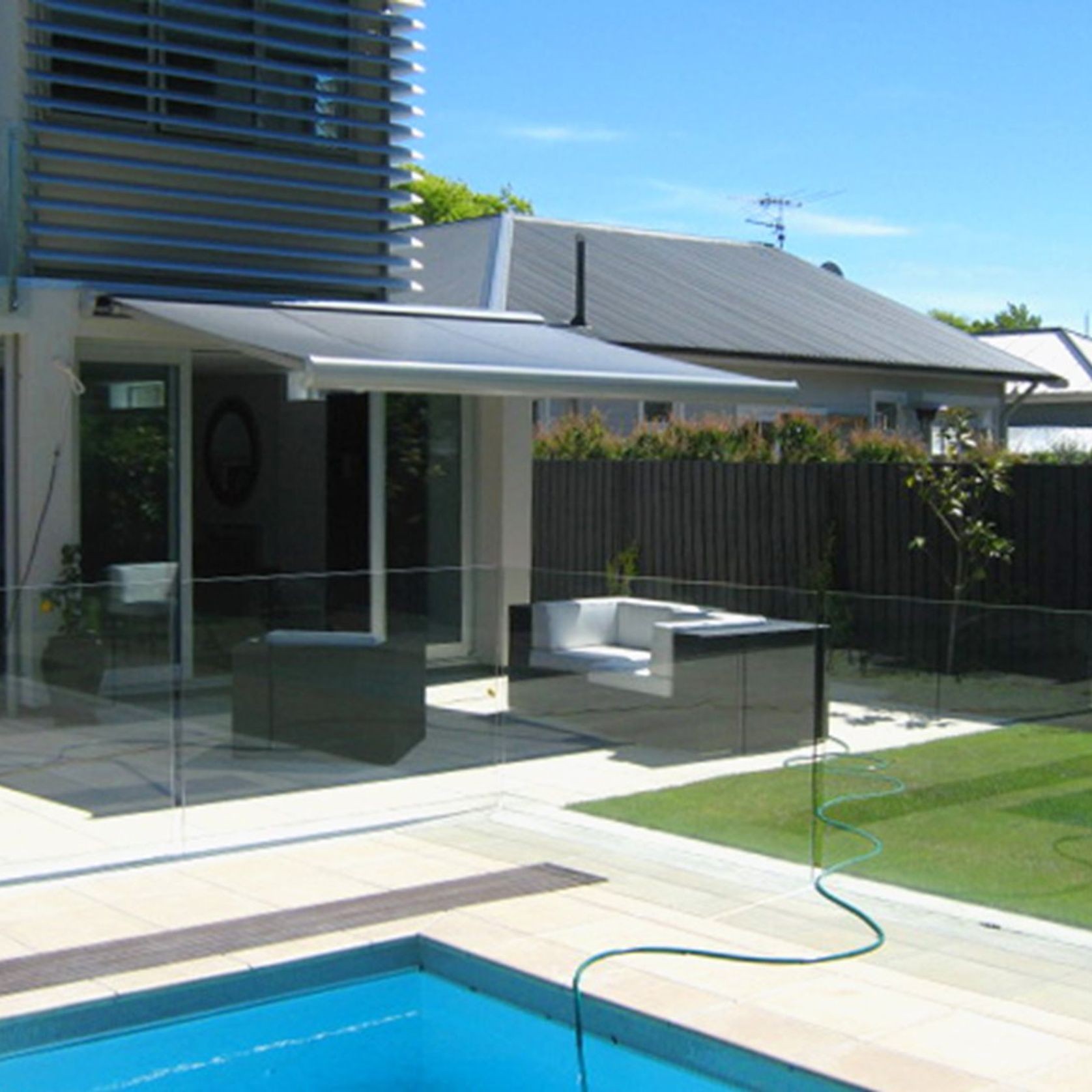 Cabriolet Boulevard Awning gallery detail image