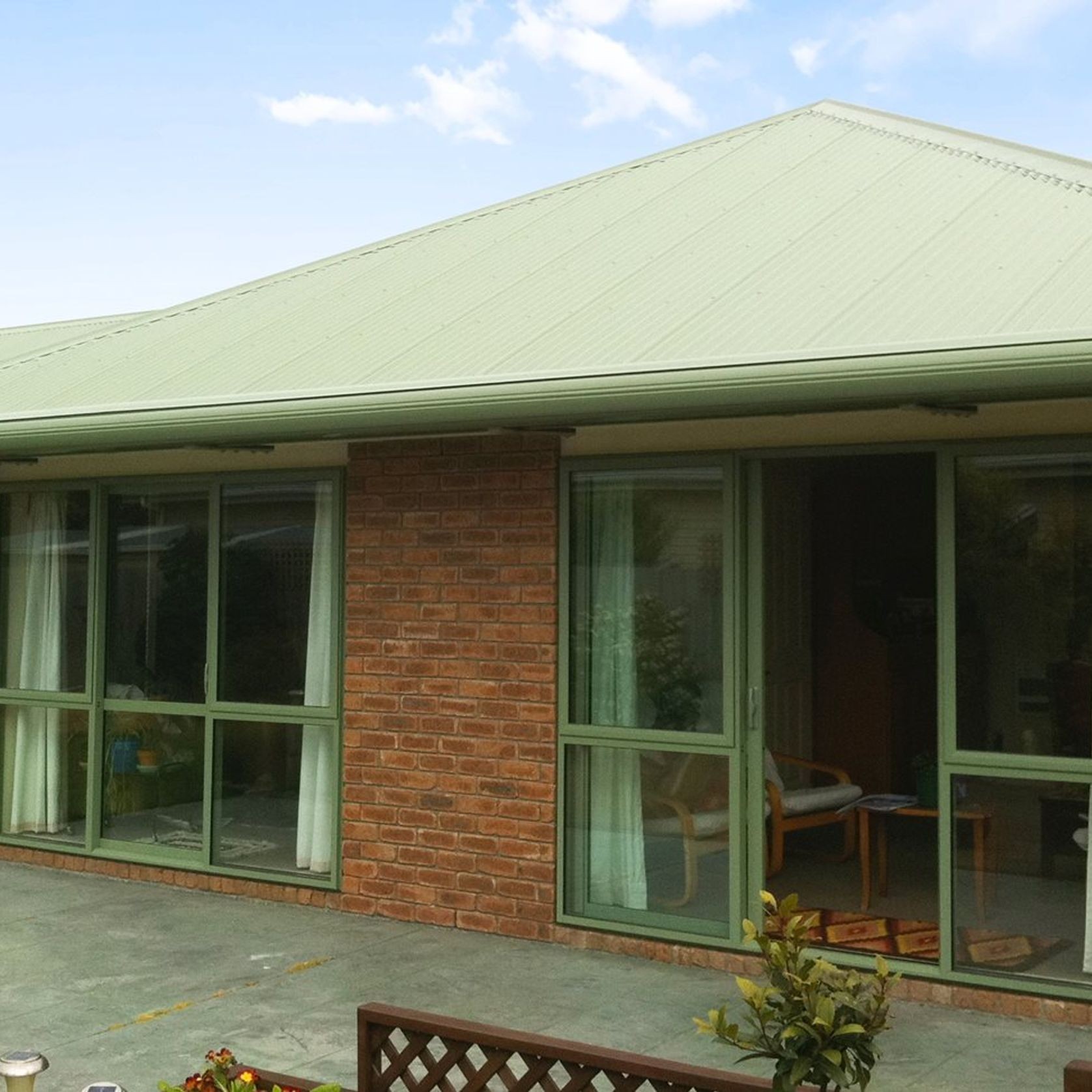 Cabriolet Boulevard Awning gallery detail image