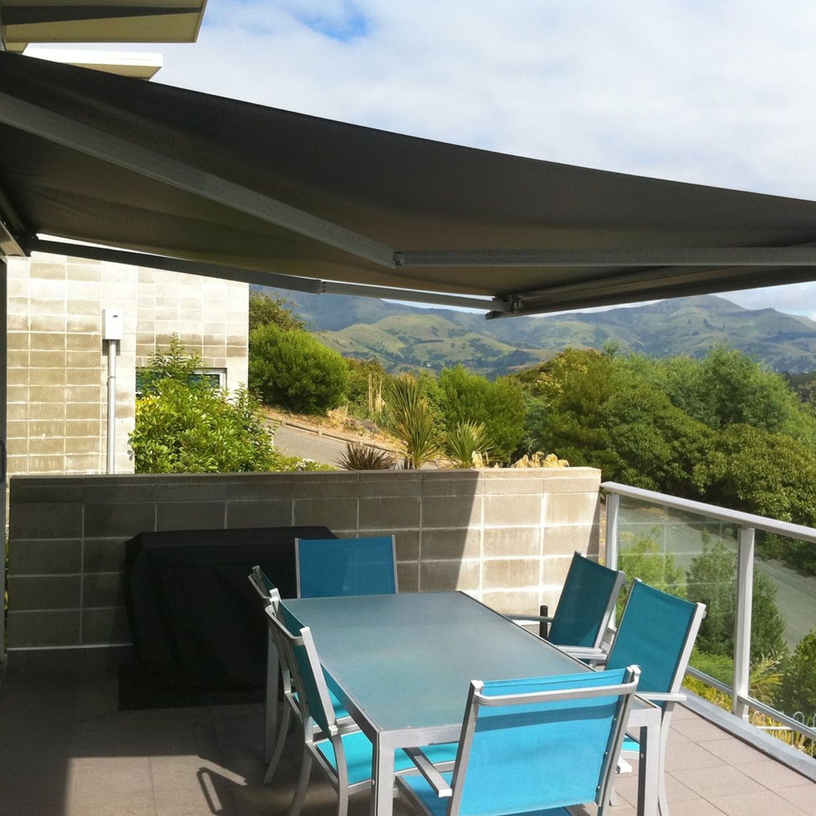 Cabriolet Boulevard Awning gallery detail image