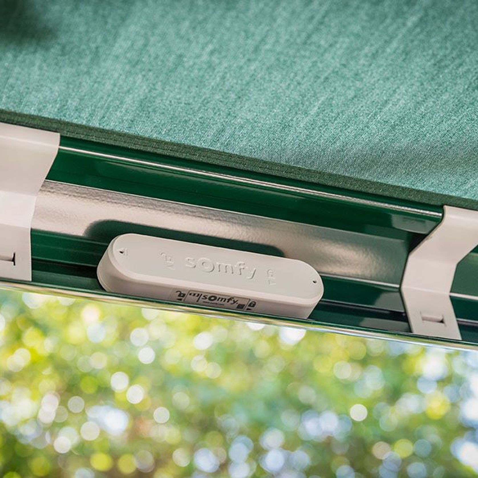 Weinor Cassita II Full Cassette Folding Arm Awning gallery detail image