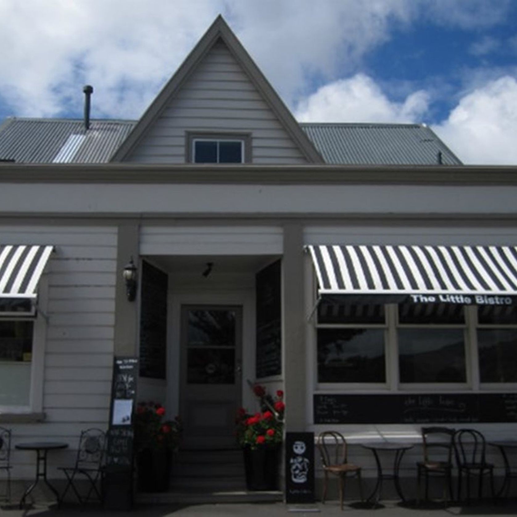 Robusta Window Awning gallery detail image