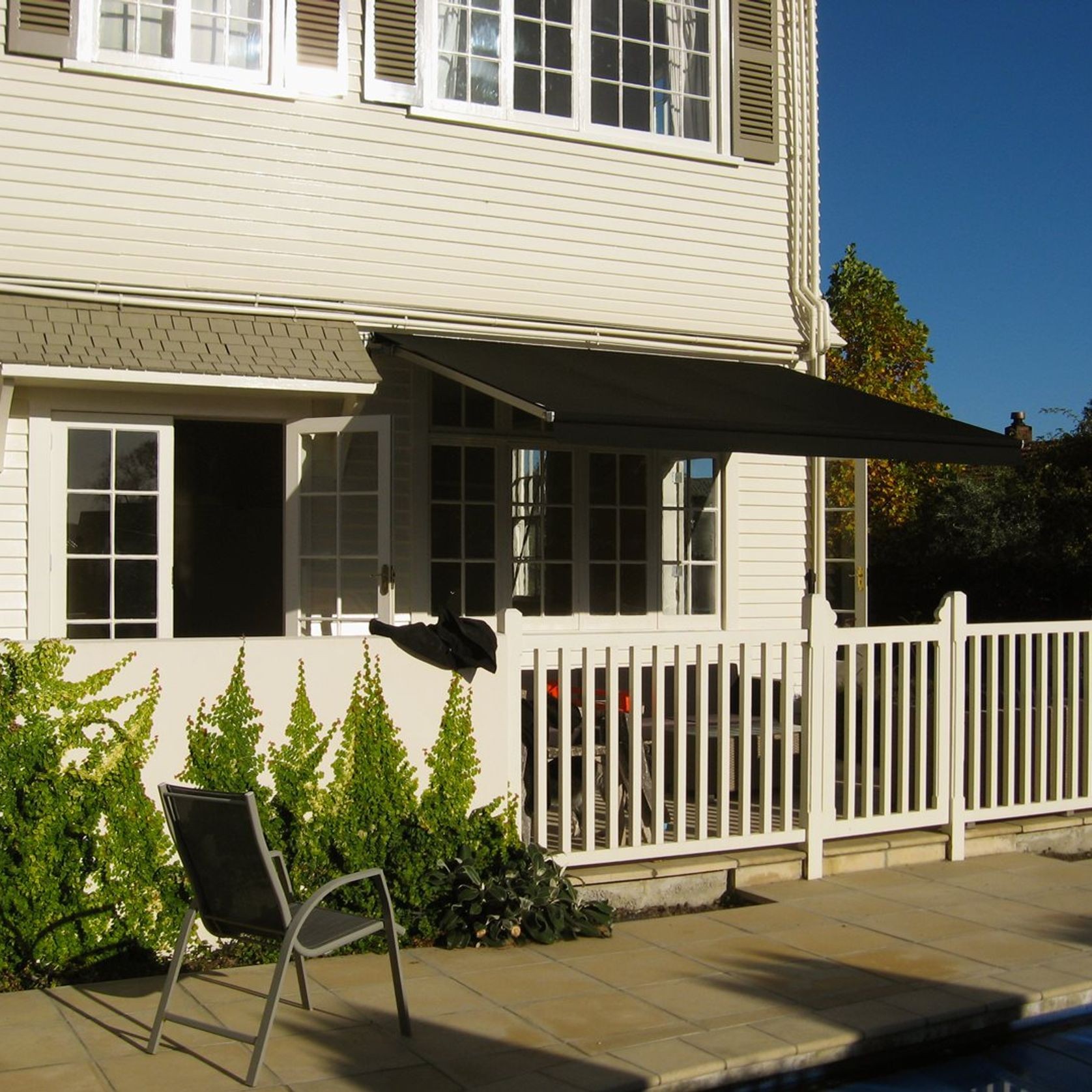 Euro Boulevard Awning gallery detail image
