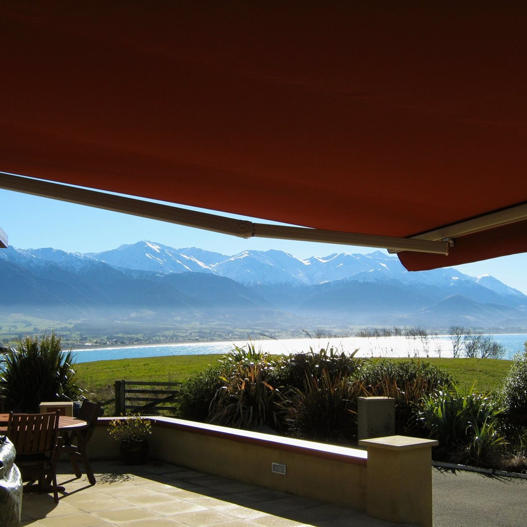Euro Boulevard Awning gallery detail image