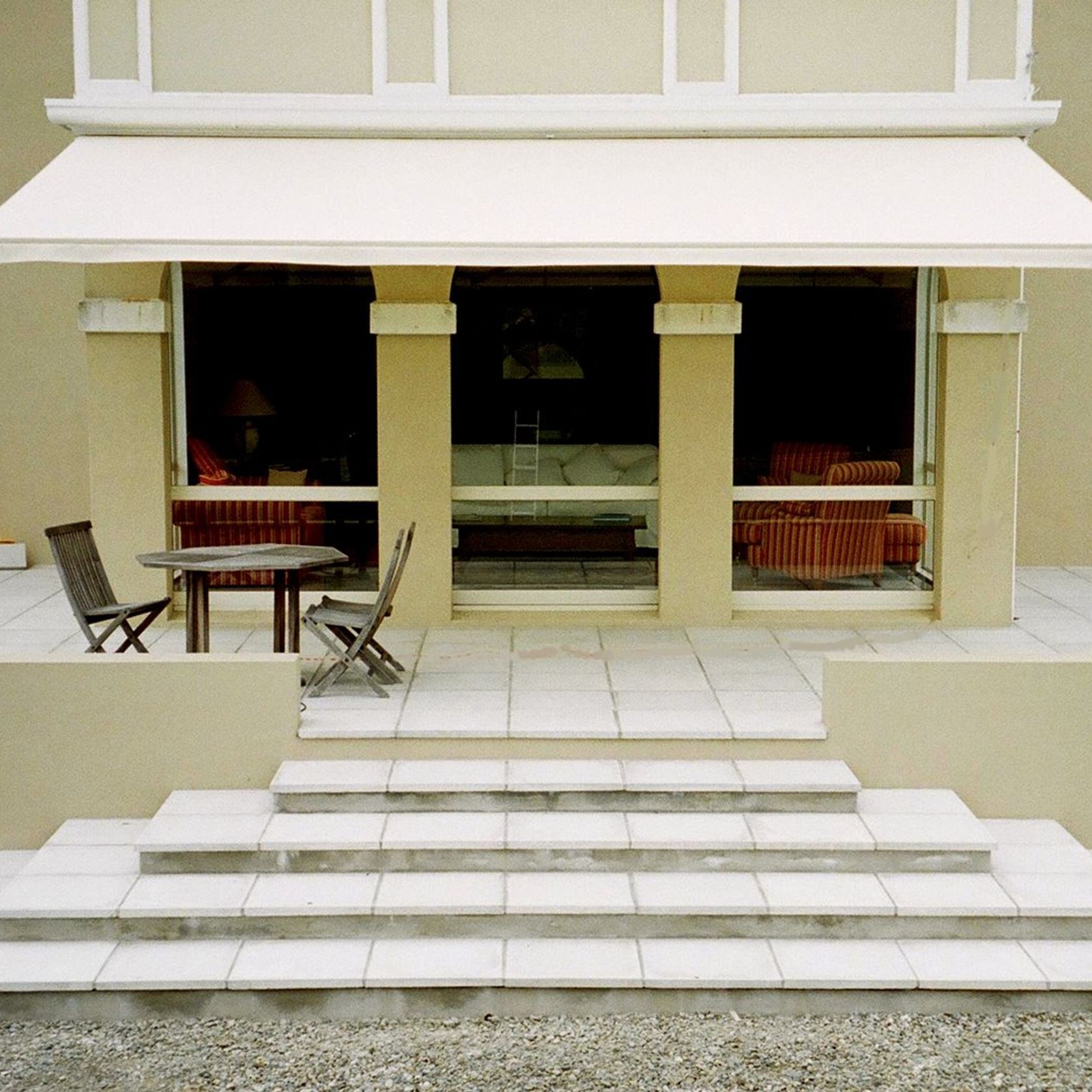 Euro Boulevard Awning gallery detail image