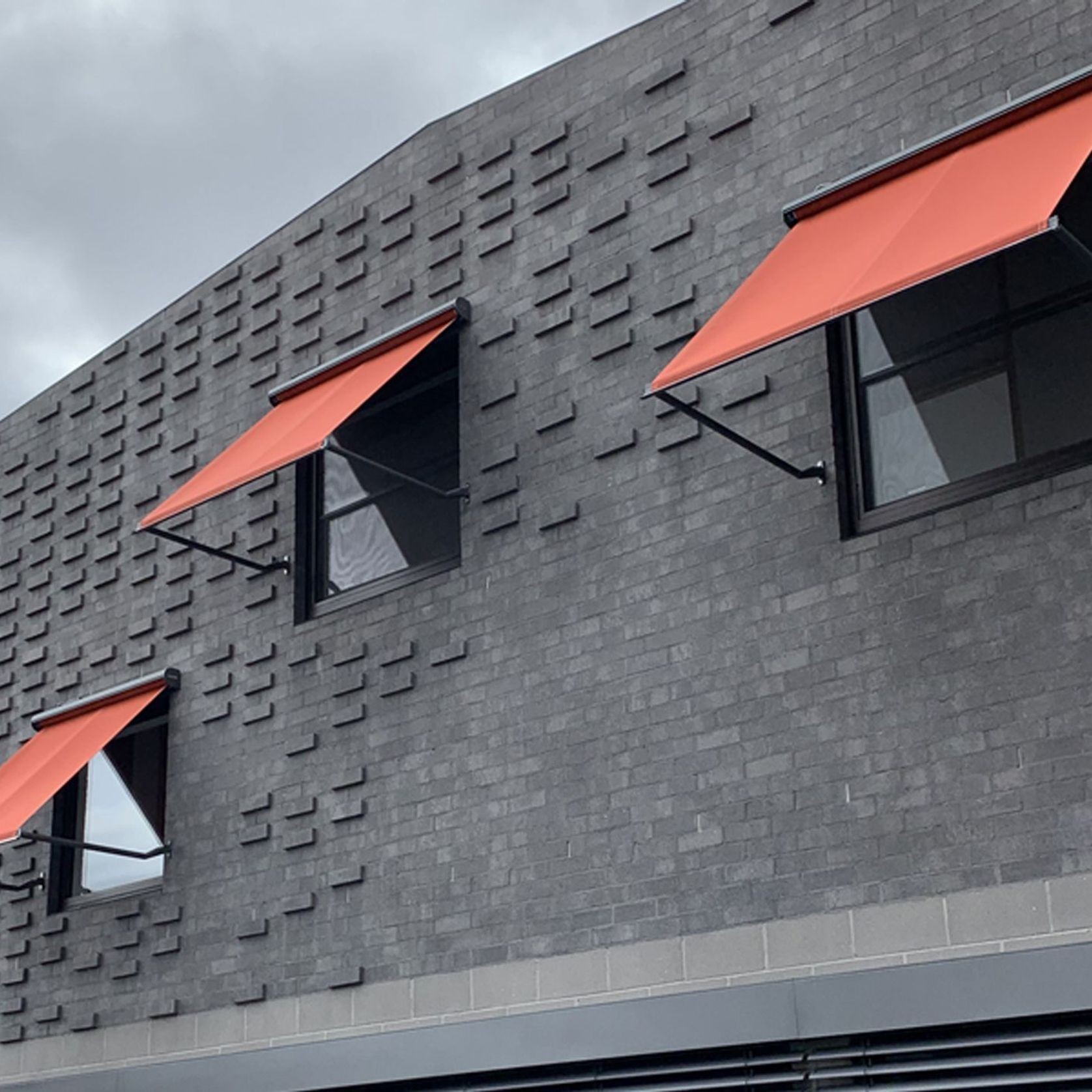 Drop Arm Awnings | Warema gallery detail image