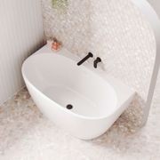 Keeto Back-To-Wall Acrylic Bath with Overflow gallery detail image
