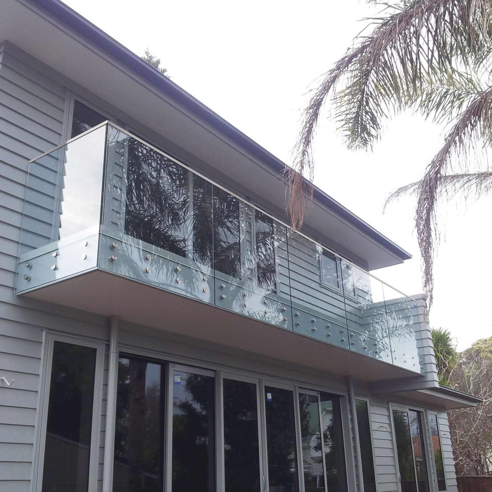 Edgetec® Double Disc Glass Balustrade gallery detail image