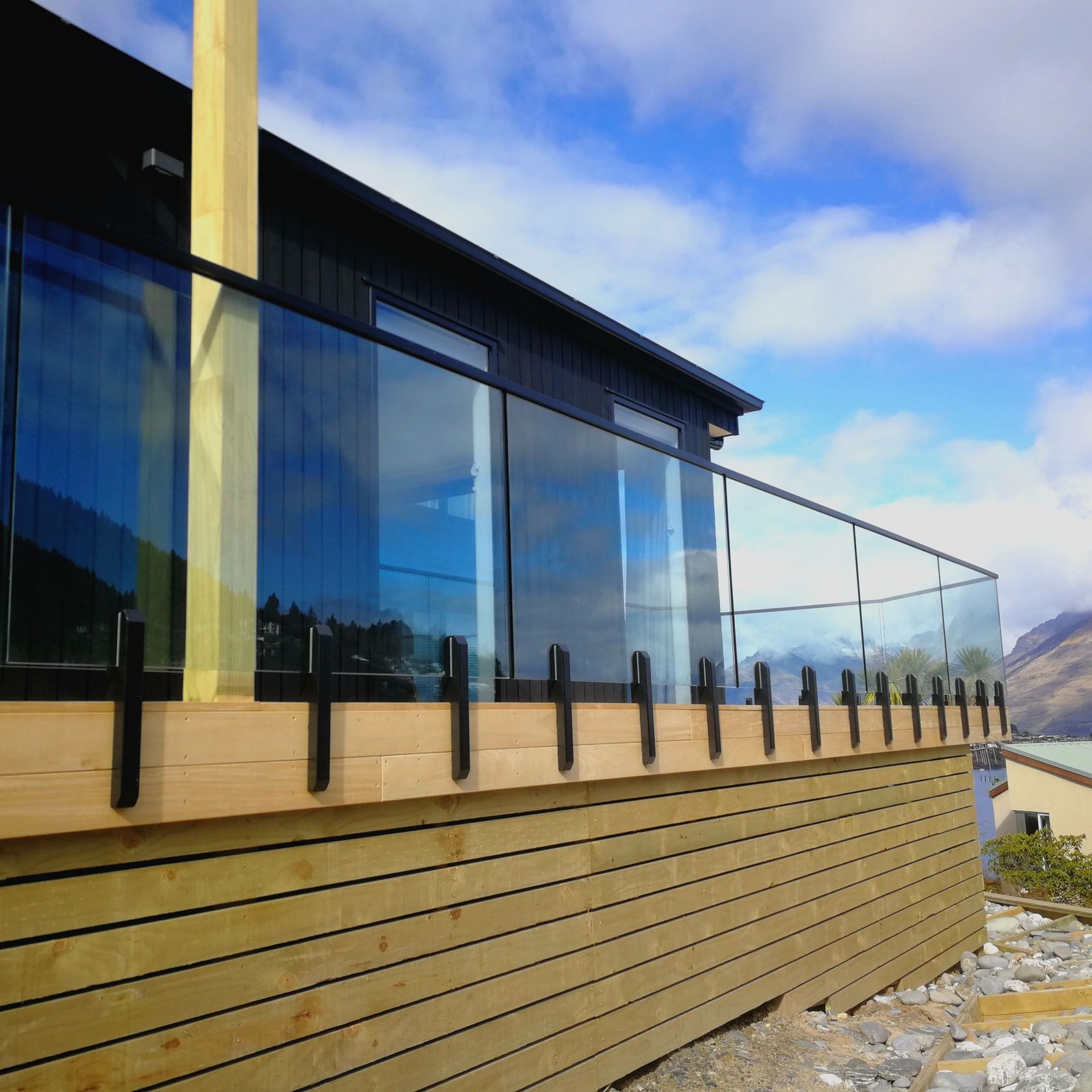 Edgetec® Balustrade Mini Post Glass Clamp gallery detail image