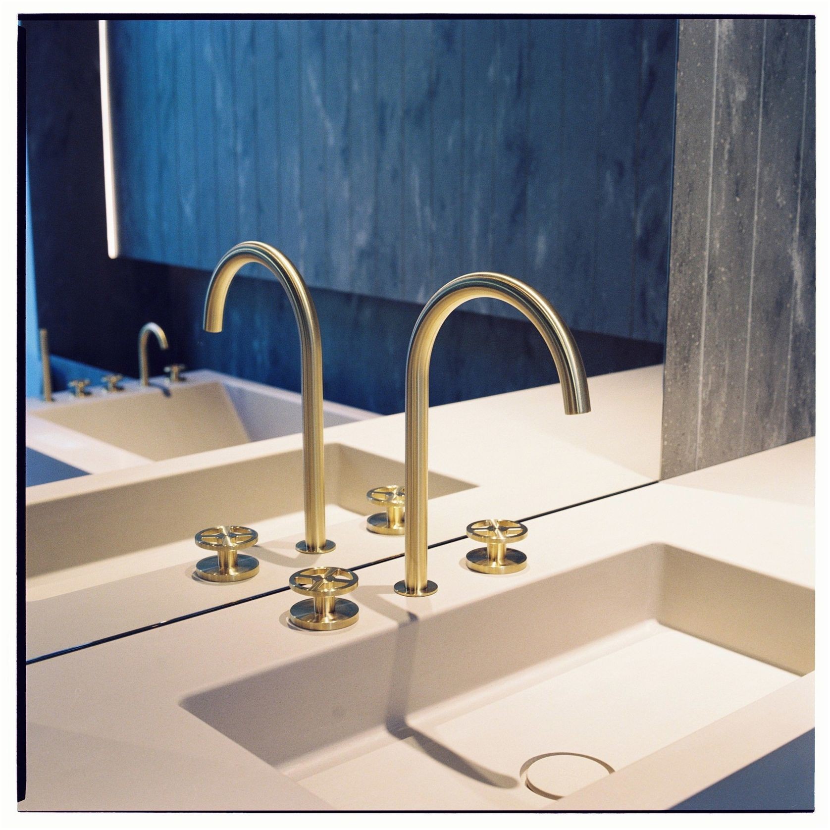 Valvola02 Collection by QUADRO gallery detail image