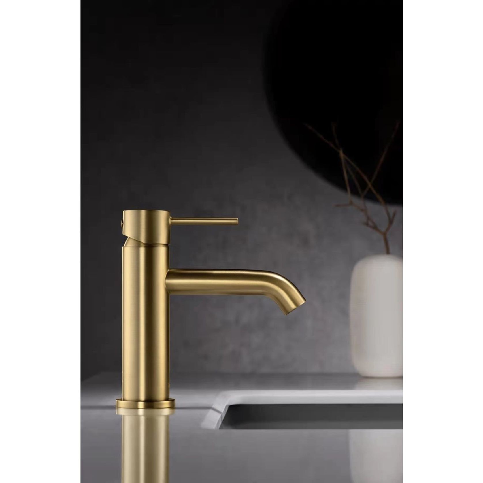 Unika Hali Basin Mixer gallery detail image