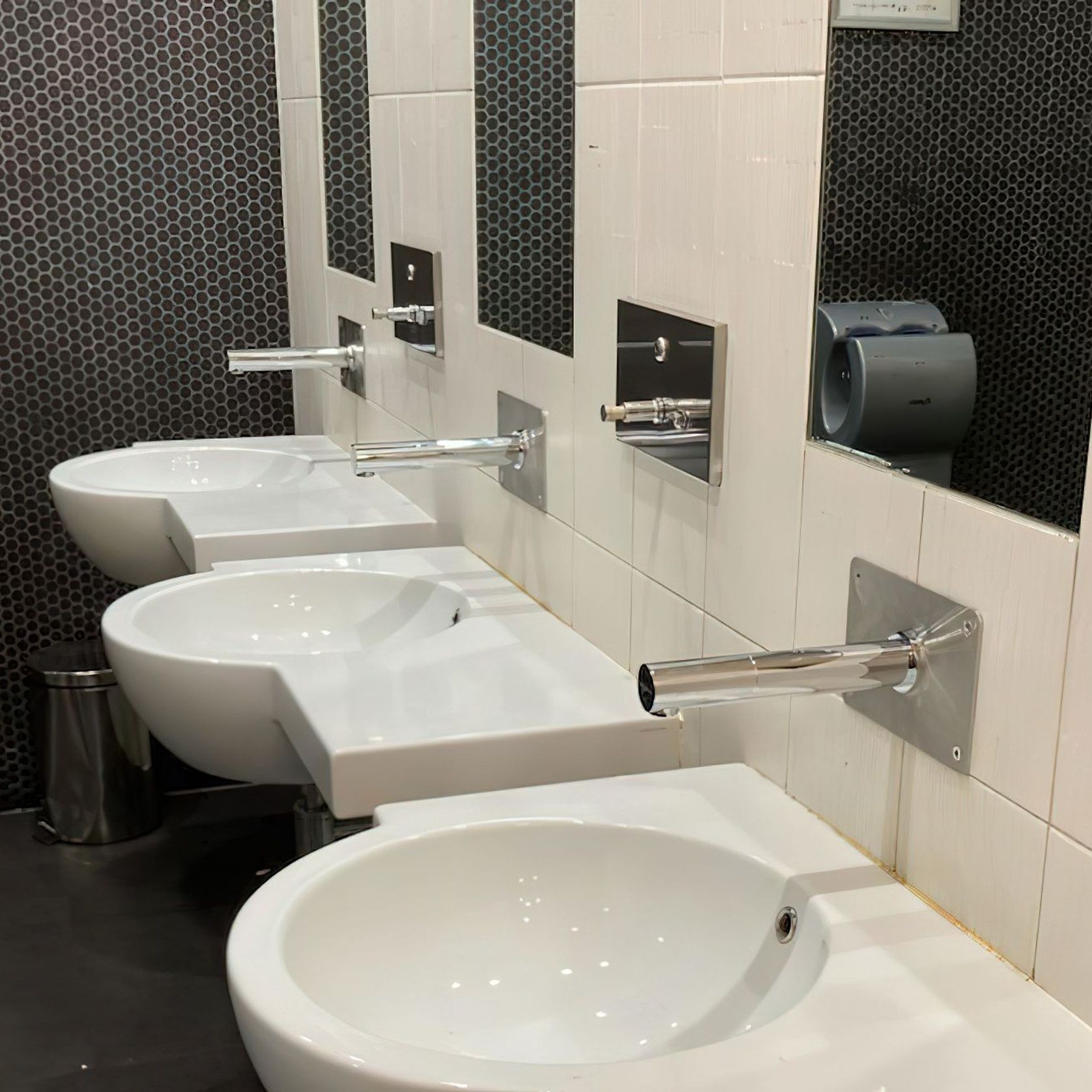 AutoAqua – S38 Wall Sensor Tap gallery detail image