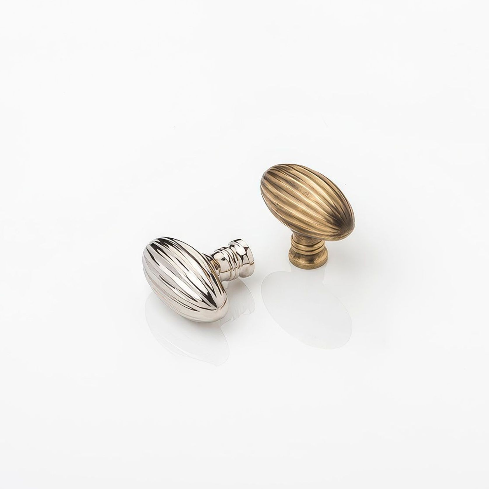 Joseph Giles - Fentiman Solid Brass Cabinet Pull gallery detail image