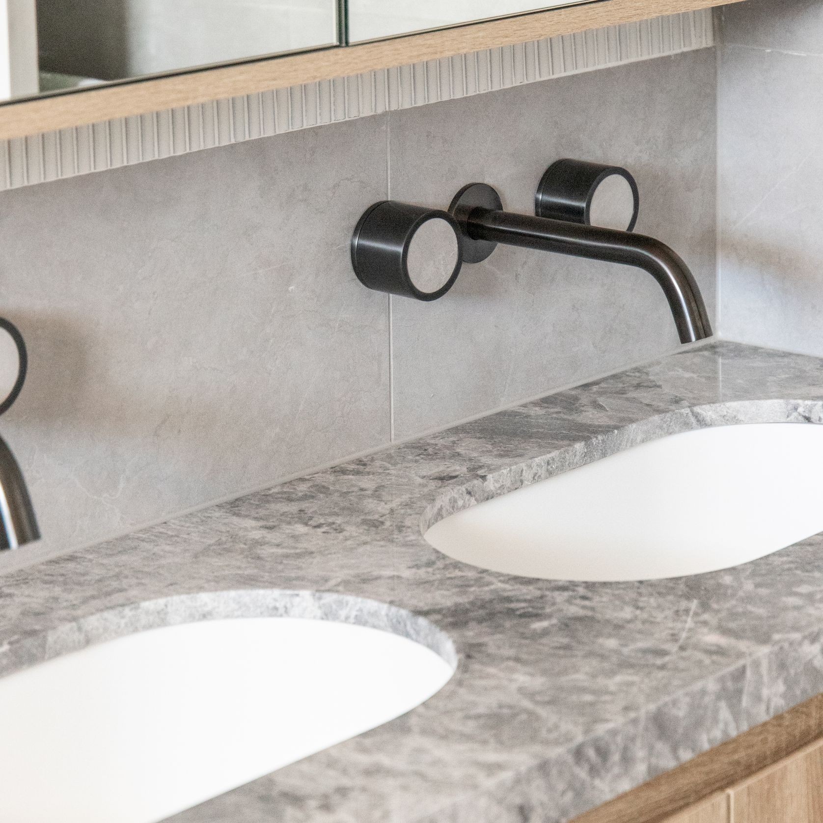 Pixi Tile Insert - Assembly Taps gallery detail image