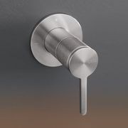INNOVO Wall Mounted 2/3 Way Diverter by CEA gallery detail image