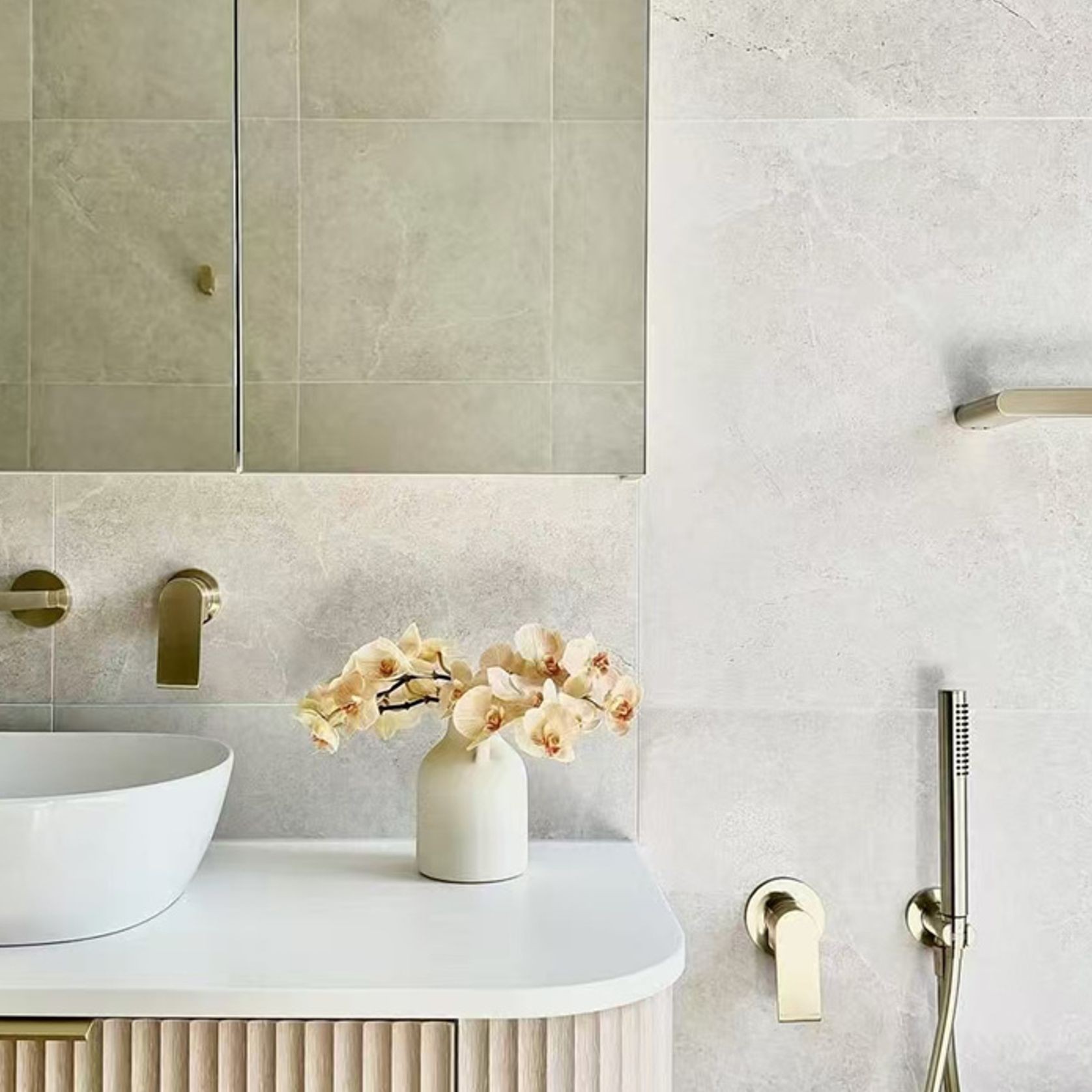 Bianca Basin/Bath Mixer Back Plate 230mm | Brushed Nickel gallery detail image
